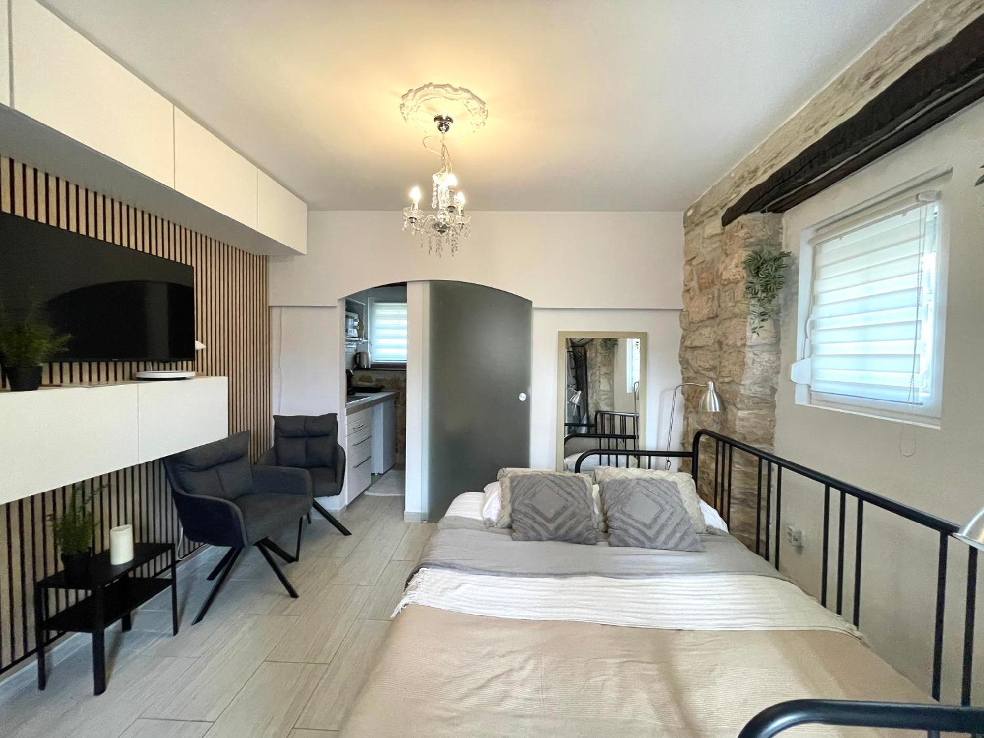 Villa Amore Radini Istrian Romantic Studio With Private Parking And Terrace Brtonigla Luaran gambar